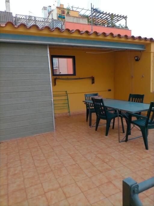 Preciosa Casa De 2 Pisos A 50 Metros De La Playa Holiday home Canet De Mar