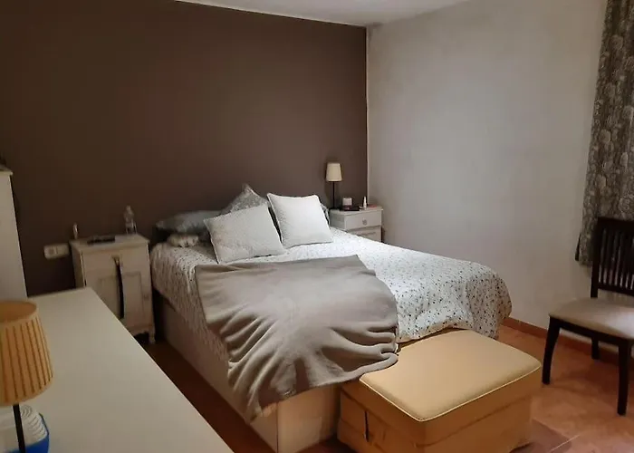 Preciosa Casa De 2 Pisos A 50 Metros De La Playa
